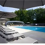 Les Etoiles Maison 17 *